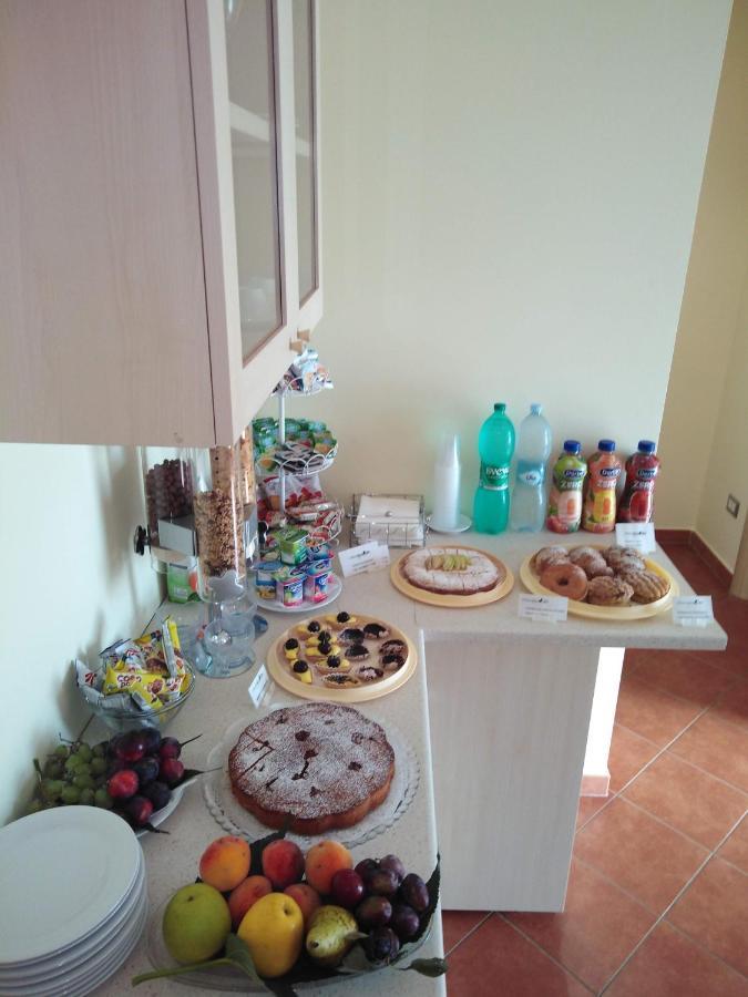 Il Nido Delle Rondini Panzió Grottole Kültér fotó