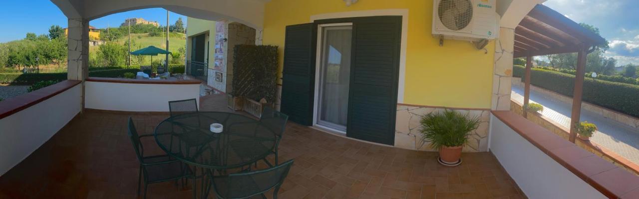 Il Nido Delle Rondini Panzió Grottole Kültér fotó