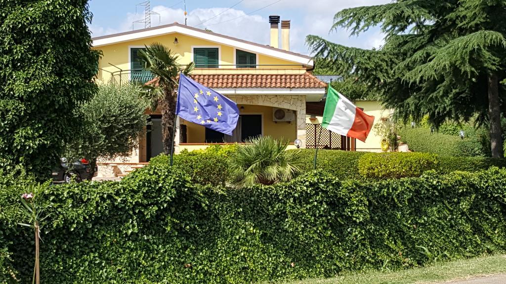 Il Nido Delle Rondini Panzió Grottole Kültér fotó